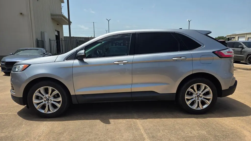 2020 Ford Edge Titanium