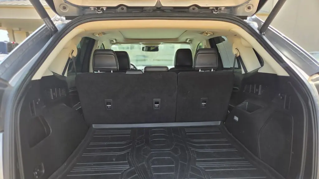 2020 Ford Edge Titanium
