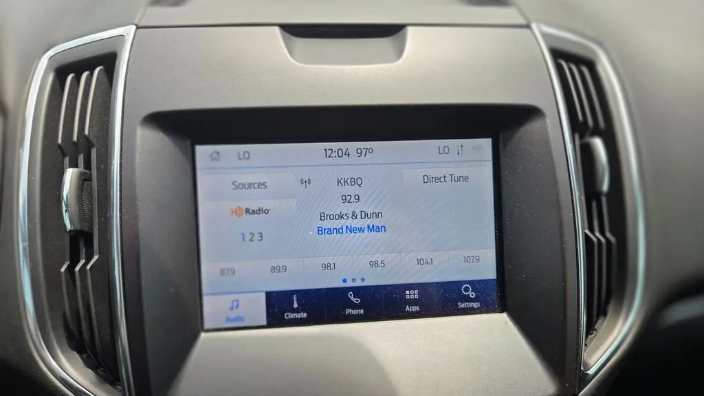 2020 Ford Edge Titanium