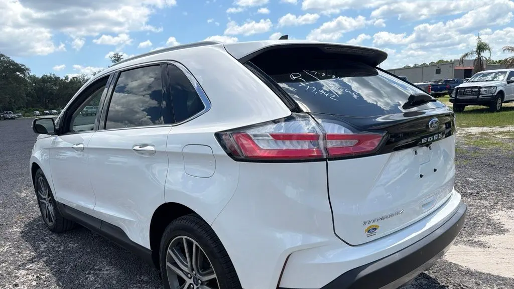 2021 Ford Edge Titanium