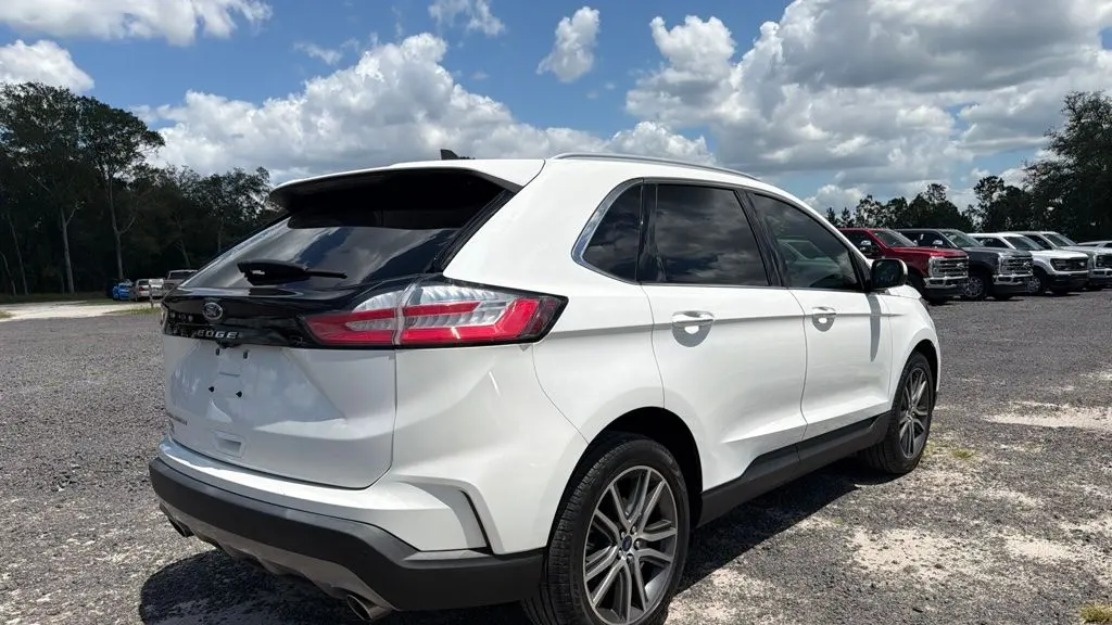 2021 Ford Edge Titanium