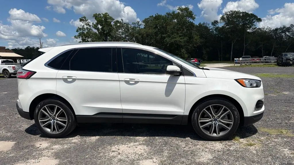 2021 Ford Edge Titanium