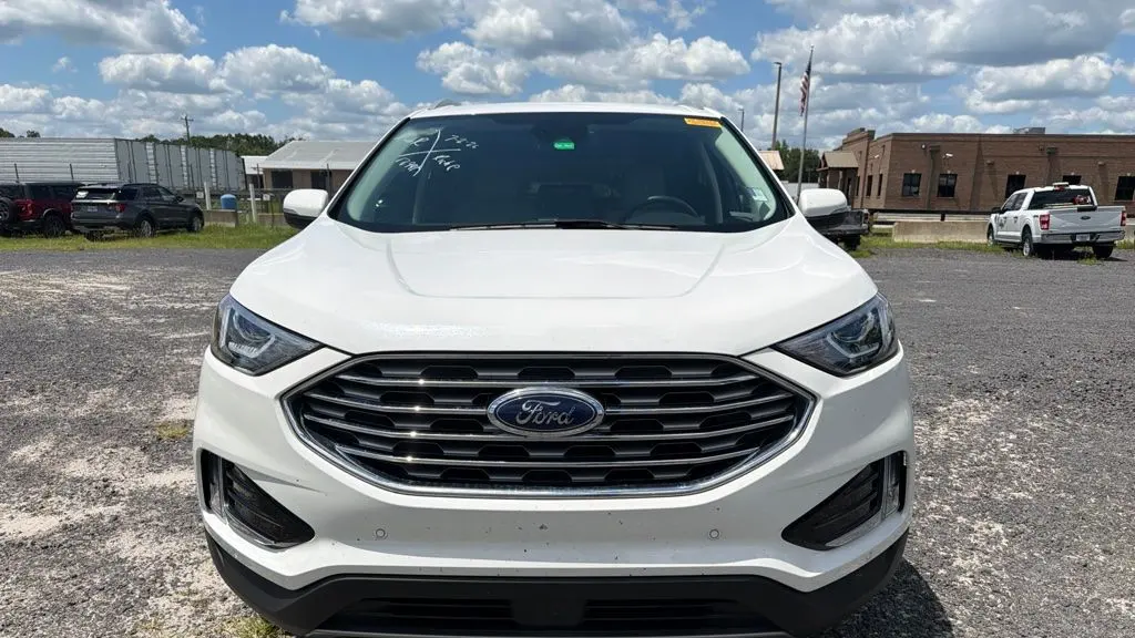 2021 Ford Edge Titanium