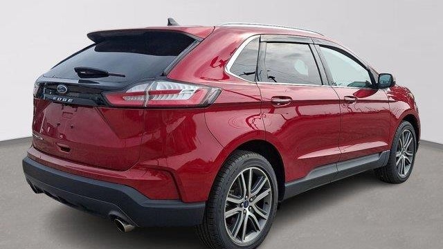2021 Ford Edge Titanium