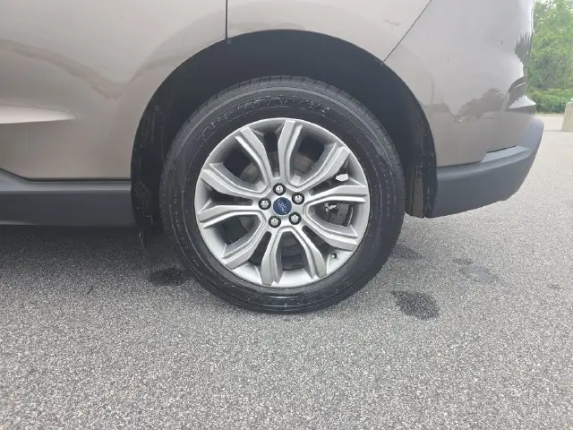 2019 Ford Edge - $14,980