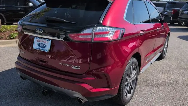 2019 Ford Edge Titanium