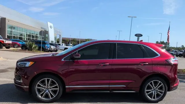 2019 Ford Edge Titanium
