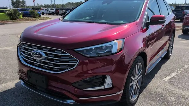 2019 Ford Edge Titanium