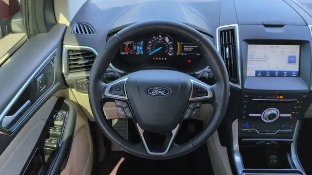 2019 Ford Edge Titanium