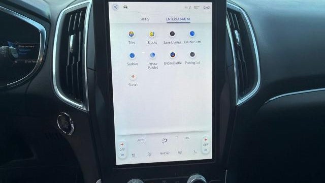 2021 Ford Edge Titanium