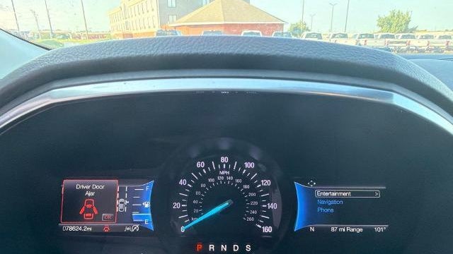 2021 Ford Edge Titanium