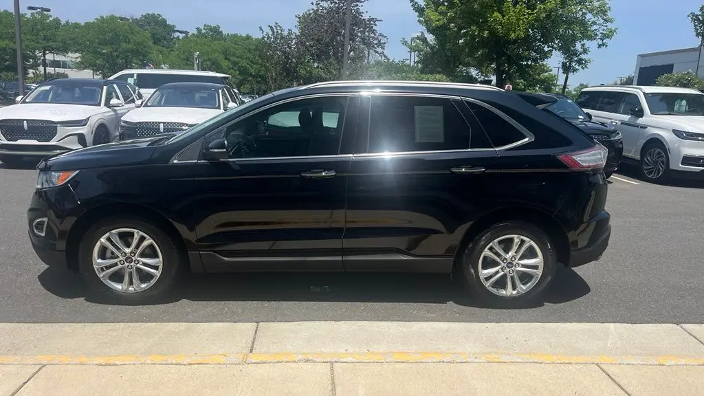 2017 Ford Edge Titanium
