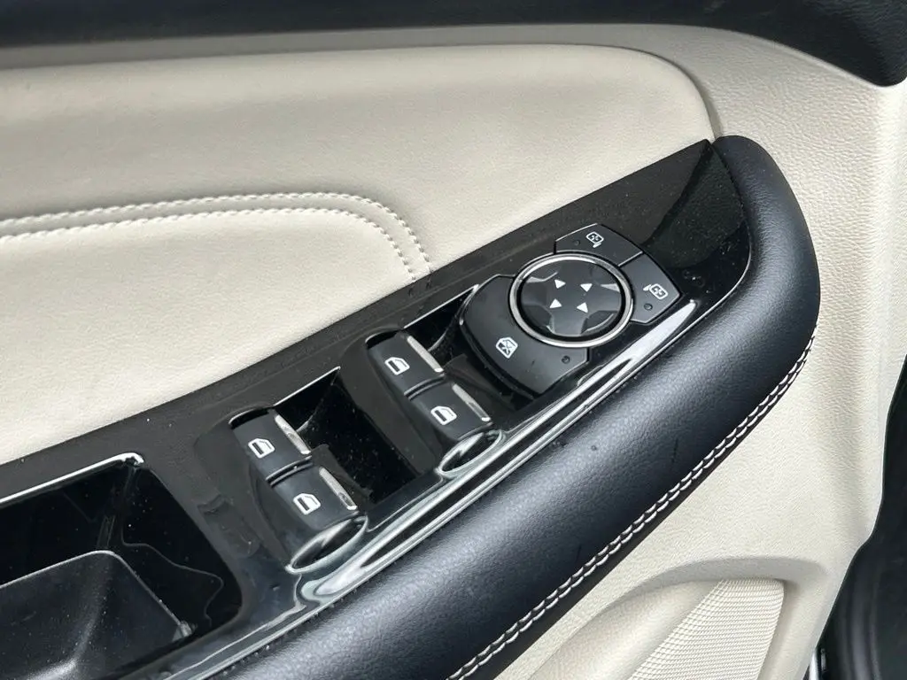 2018 Ford Edge - $13,497
