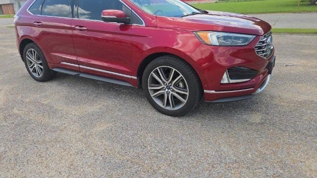 2019 Ford Edge Titanium