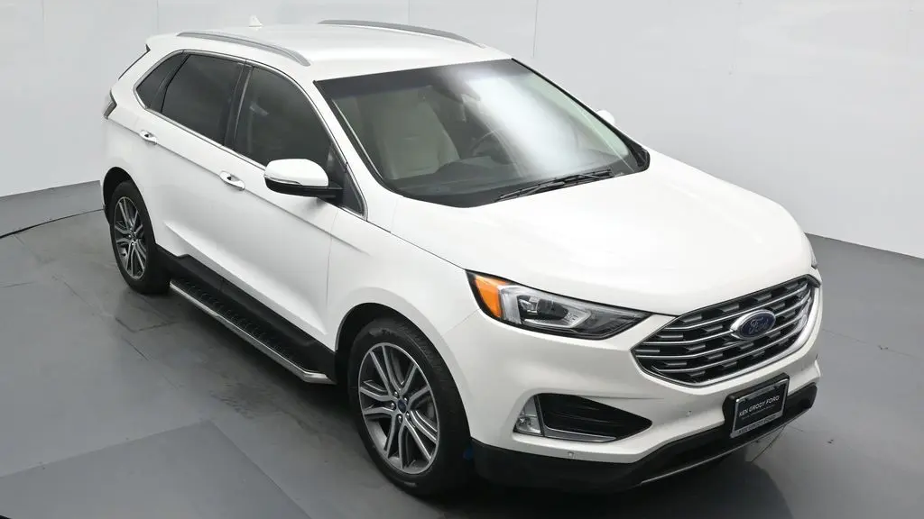 2020 Ford Edge Titanium