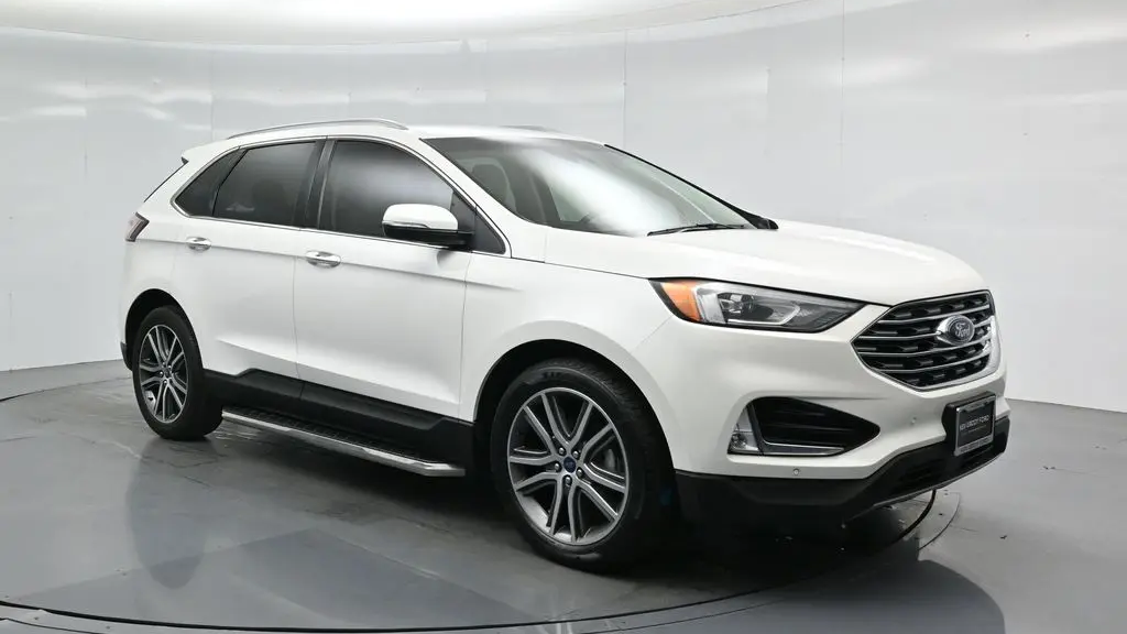 2020 Ford Edge Titanium