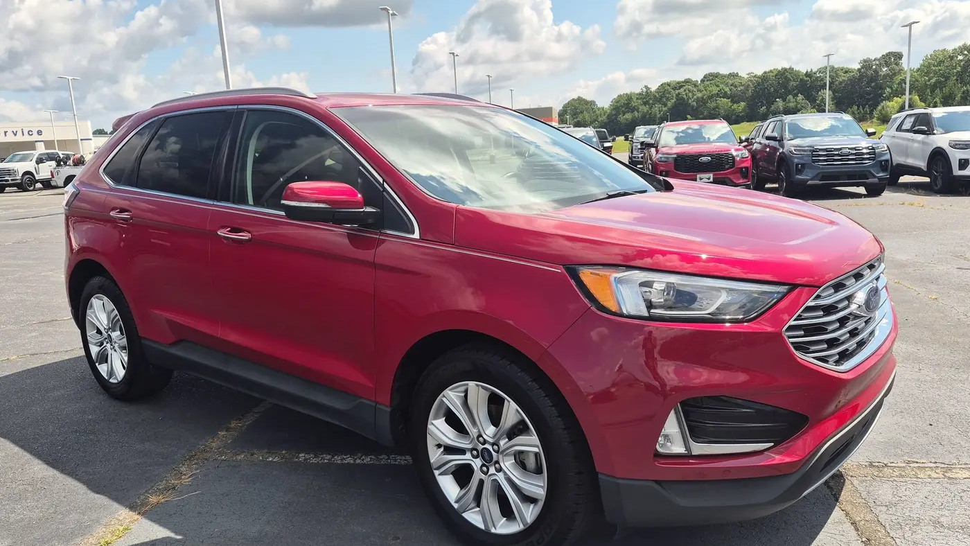 2020 Ford Edge Titanium