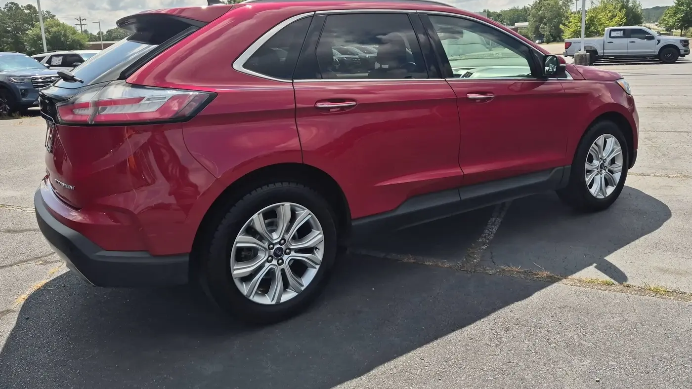 2020 Ford Edge Titanium
