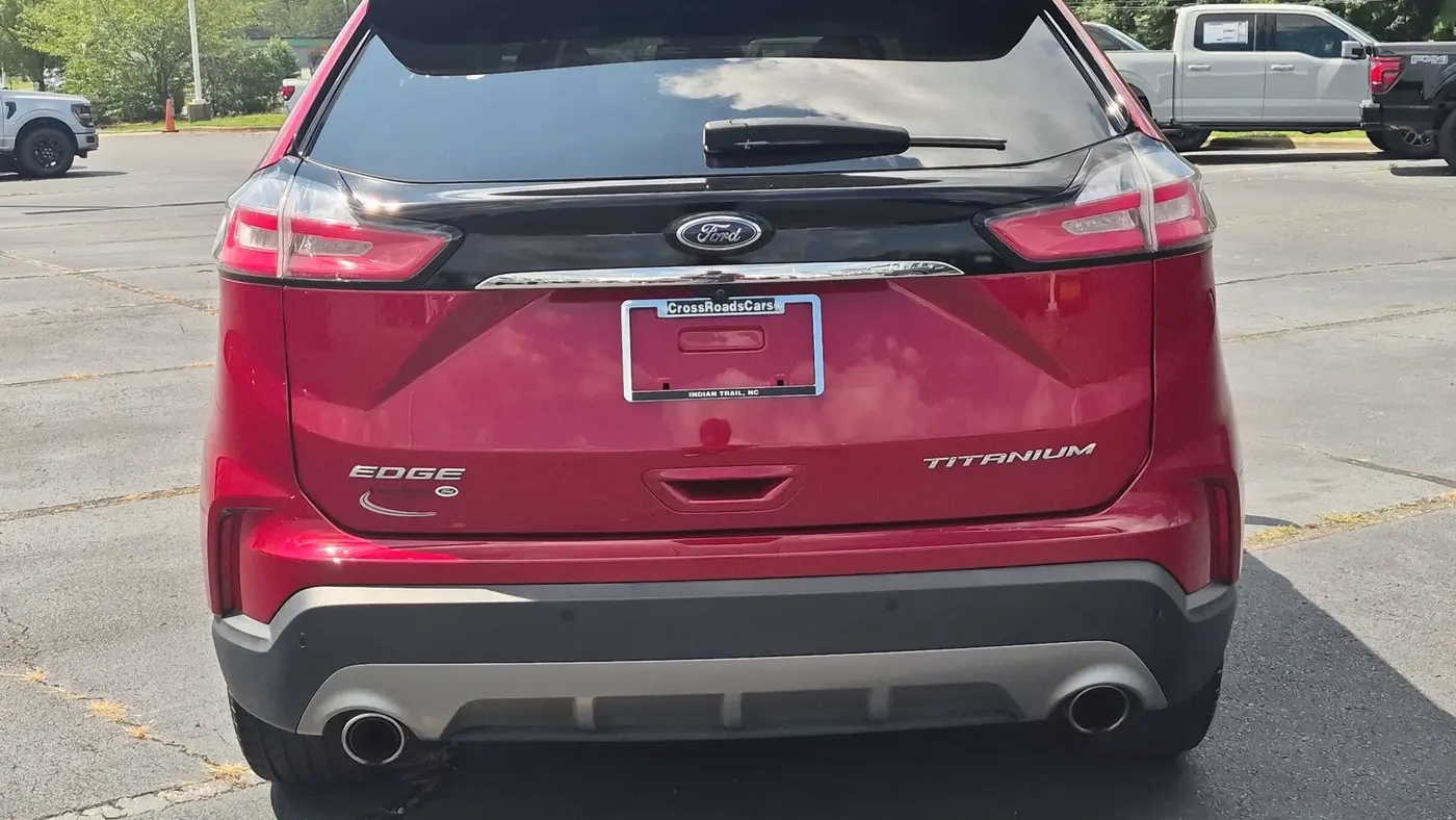 2020 Ford Edge Titanium