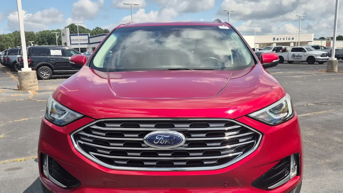 2020 Ford Edge Titanium