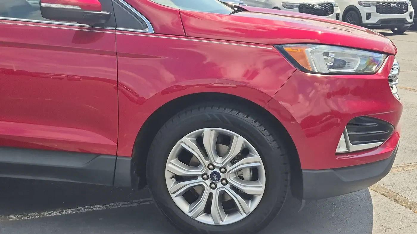 2020 Ford Edge Titanium