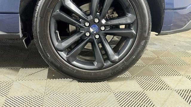 2017 Ford Edge Sport