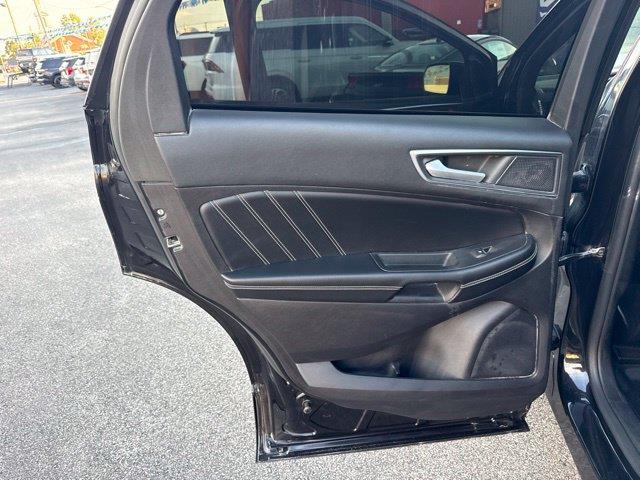 2021 Ford Edge - $24,999
