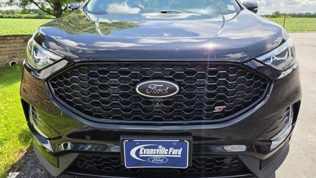 2022 Ford Edge ST