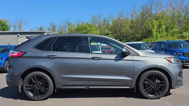 2022 Ford Edge ST