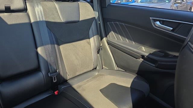 2022 Ford Edge ST
