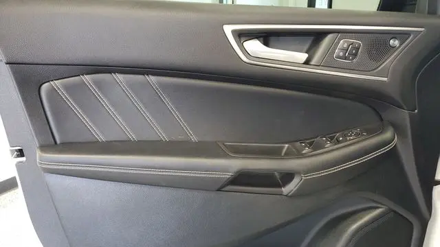 2022 Ford Edge ST
