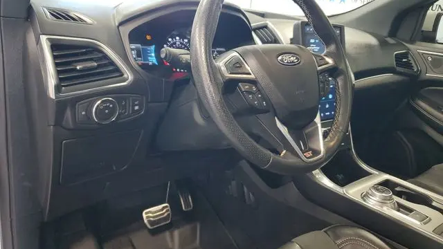2022 Ford Edge ST