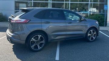 2022 Ford Edge ST