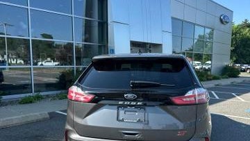 2022 Ford Edge ST