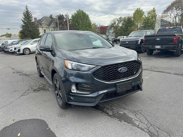 2023 Ford Edge - $32,990