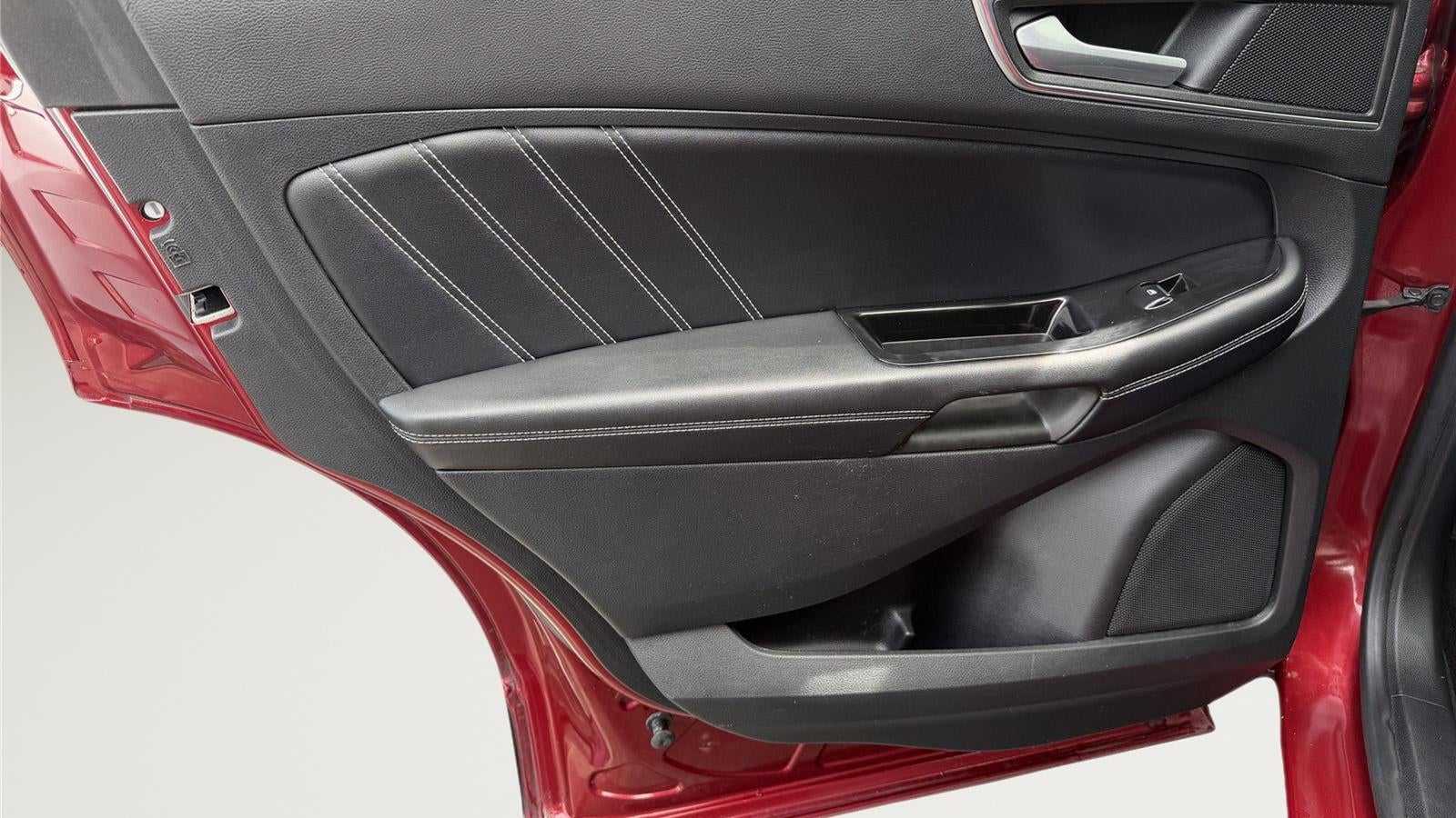 2016 Ford Edge Sport