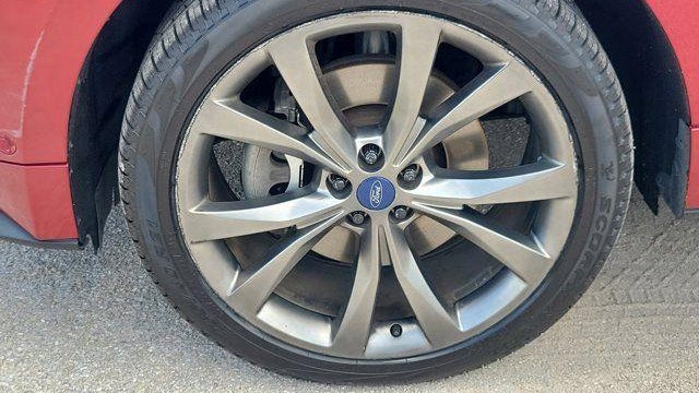 2016 Ford Edge Sport