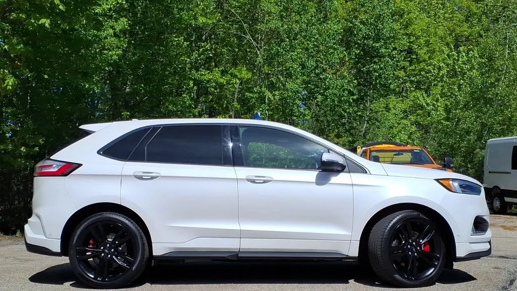 2019 Ford Edge ST