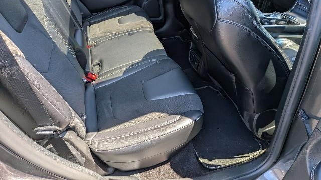 2019 Ford Edge ST