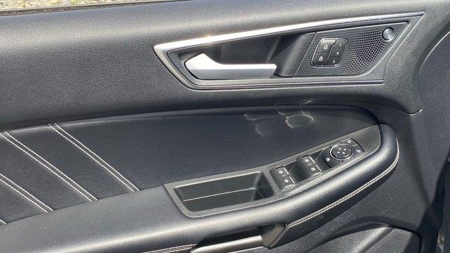 2021 Ford Edge ST