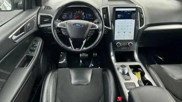 2022 Ford Edge ST