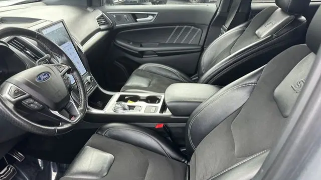 2022 Ford Edge ST