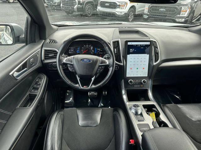 2022 Ford Edge - $23,400