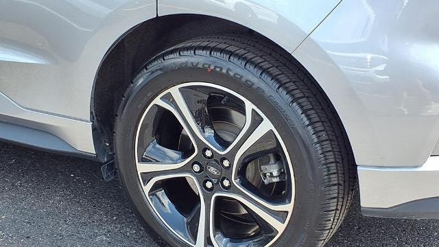 2023 Ford Edge ST