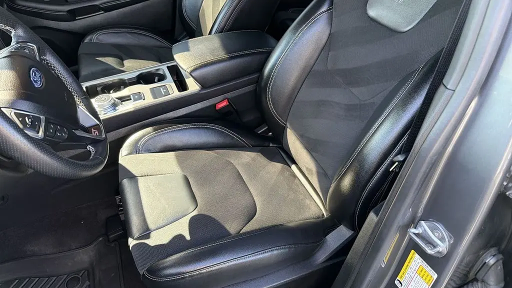 2023 Ford Edge ST