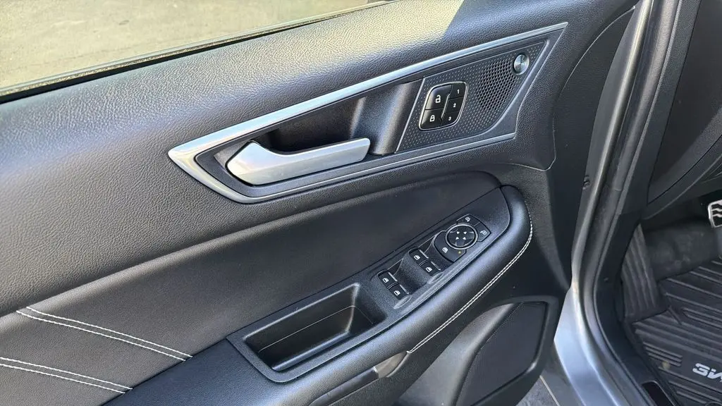 2023 Ford Edge ST