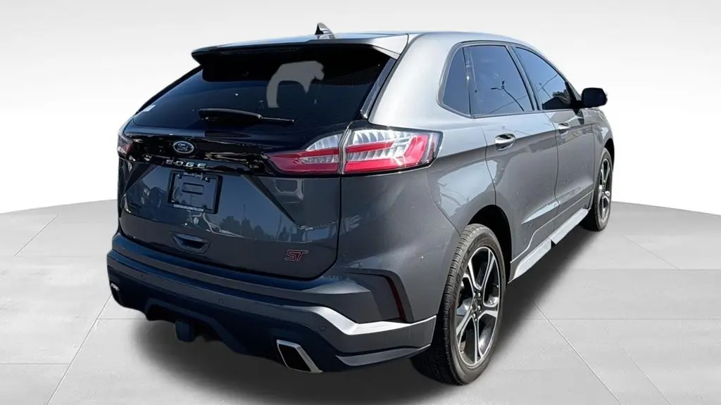 2023 Ford Edge ST