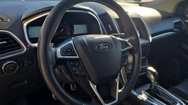 2016 Ford Edge Sport