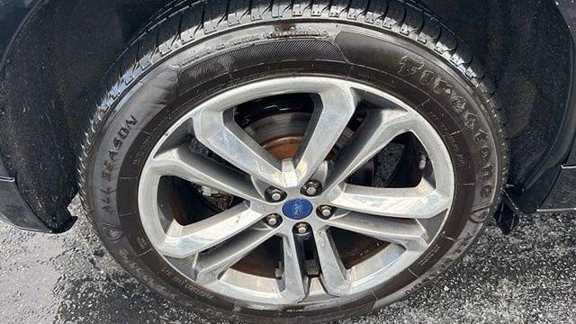 2017 Ford Edge Sport