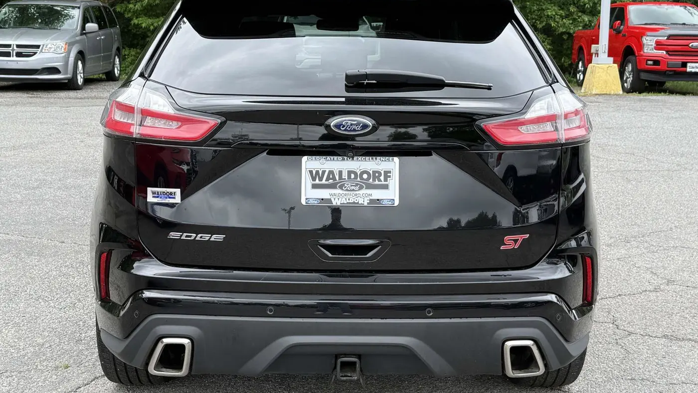 2020 Ford Edge ST